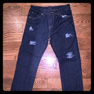 Lucky Brand Billy straight distressed jeans never worn!!!!